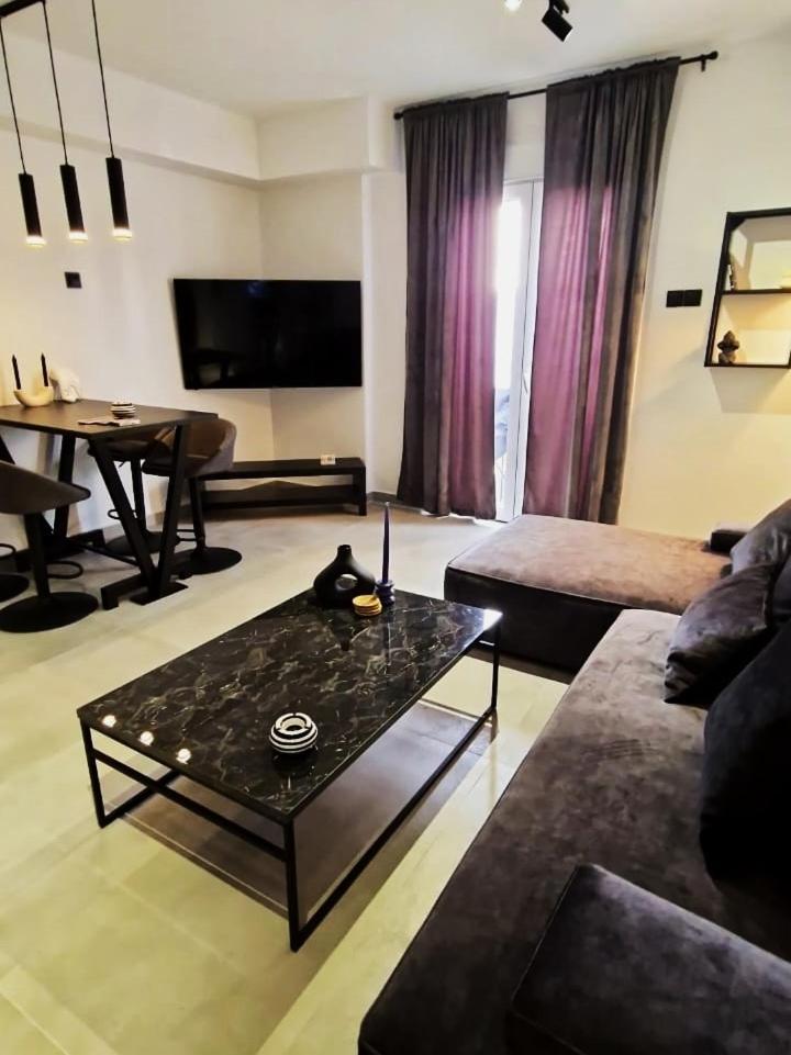 Essel Noir - A Hidden Gem With A Magnificent Acropolis View Apartment Athens Ngoại thất bức ảnh